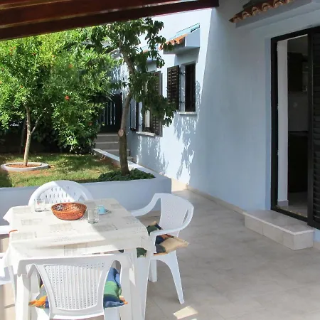 Hula - Pul248 By Interhome Apartment Vinkuran