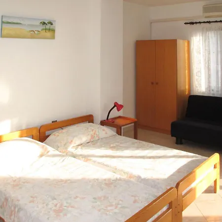 Appartement Hula - Pul248 By Interhome